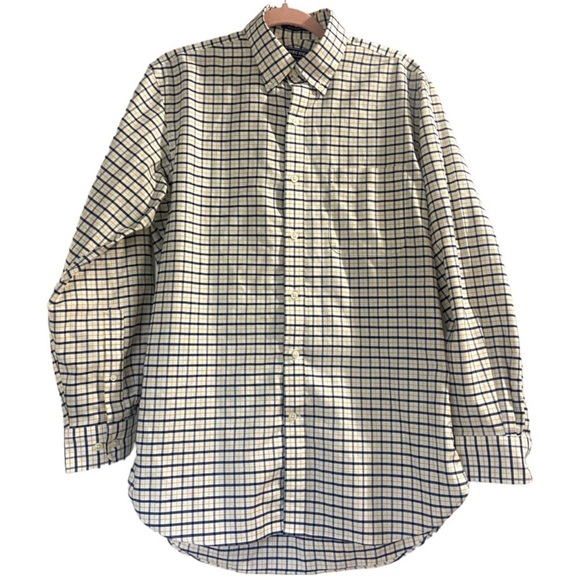 8 Men’s Dress Shirts - Picture 4 of 8